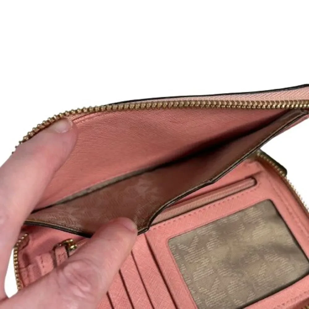 Michael Kors Jet Set Travel Rose Pink Zip Tech Phone Case Wallet Clutch